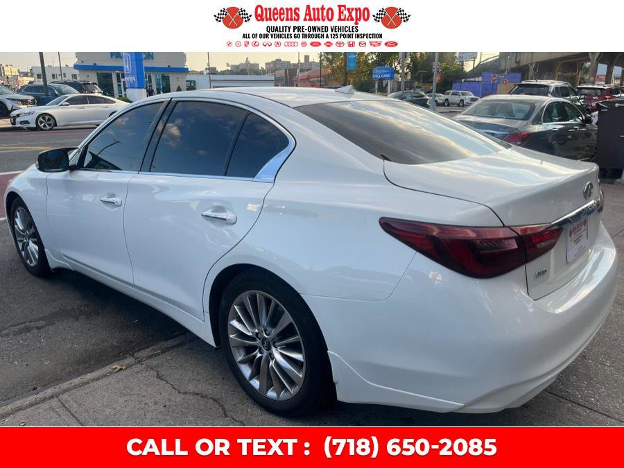 Used 2019 INFINITI Q50 Luxe w/ Essential Package (3.0T Luxe) image 4