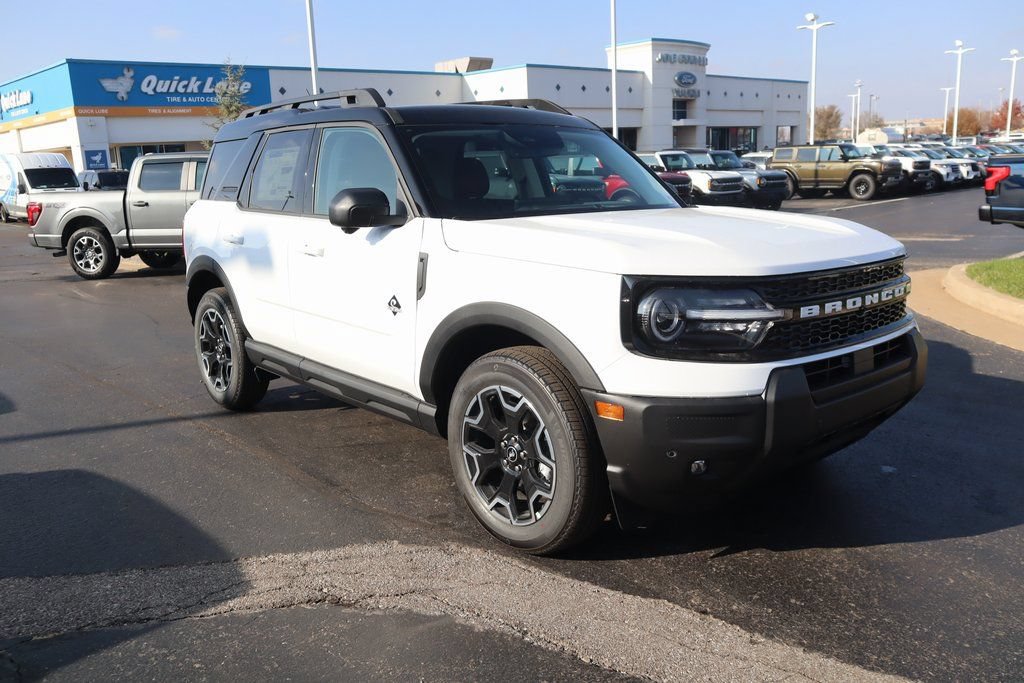 New 2025 Ford Bronco Sport Outer Banks w/ Outer Banks Tech Package+