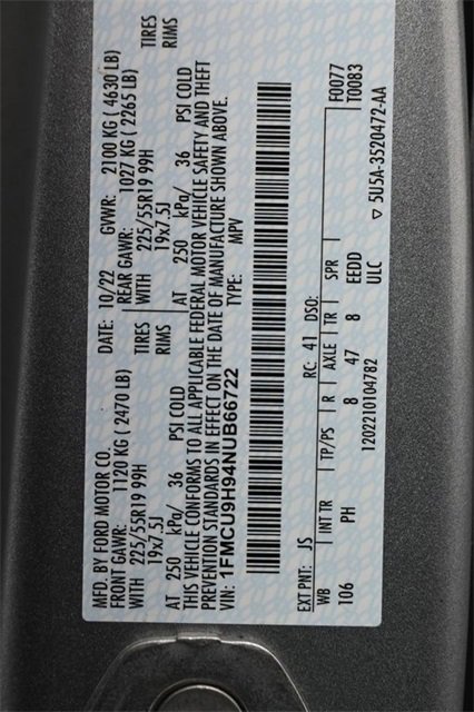 Certified 2022 Ford Escape SEL w/ SEL Stealth AWD Package image 38