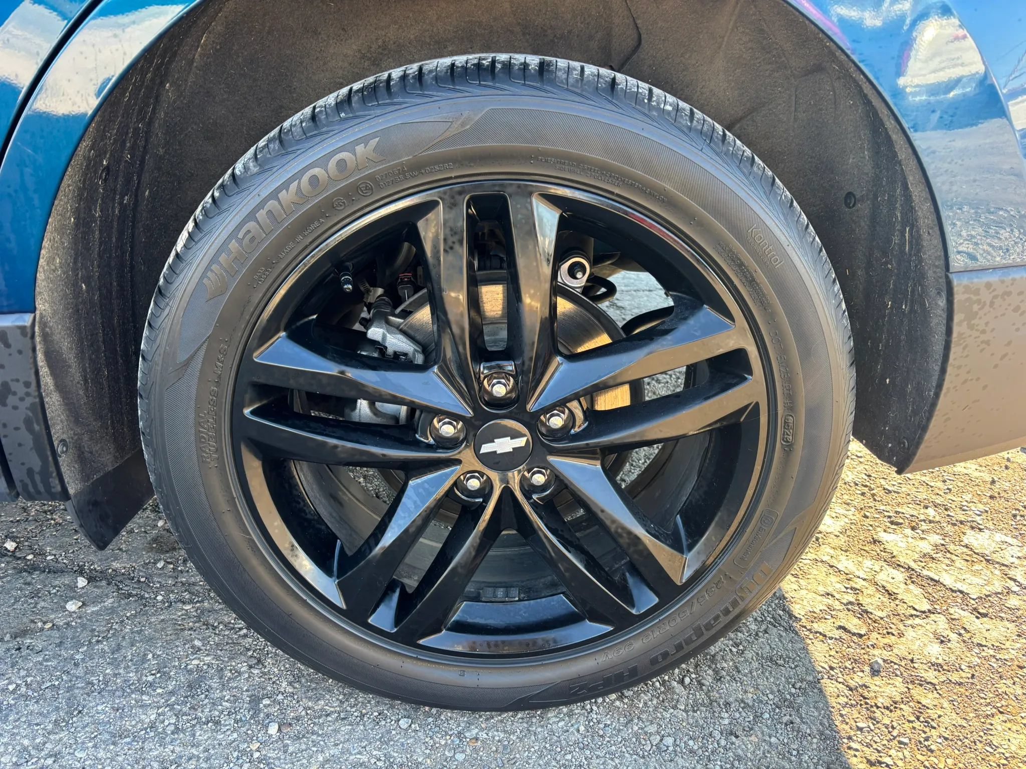 Used 2021 Chevrolet Equinox LT FWD image 2