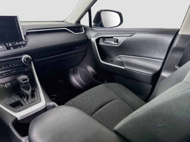 Certified 2023 Toyota RAV4 XLE AWD/4WD image 23