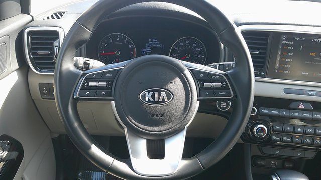 Used 2020 Kia Sportage EX image 11