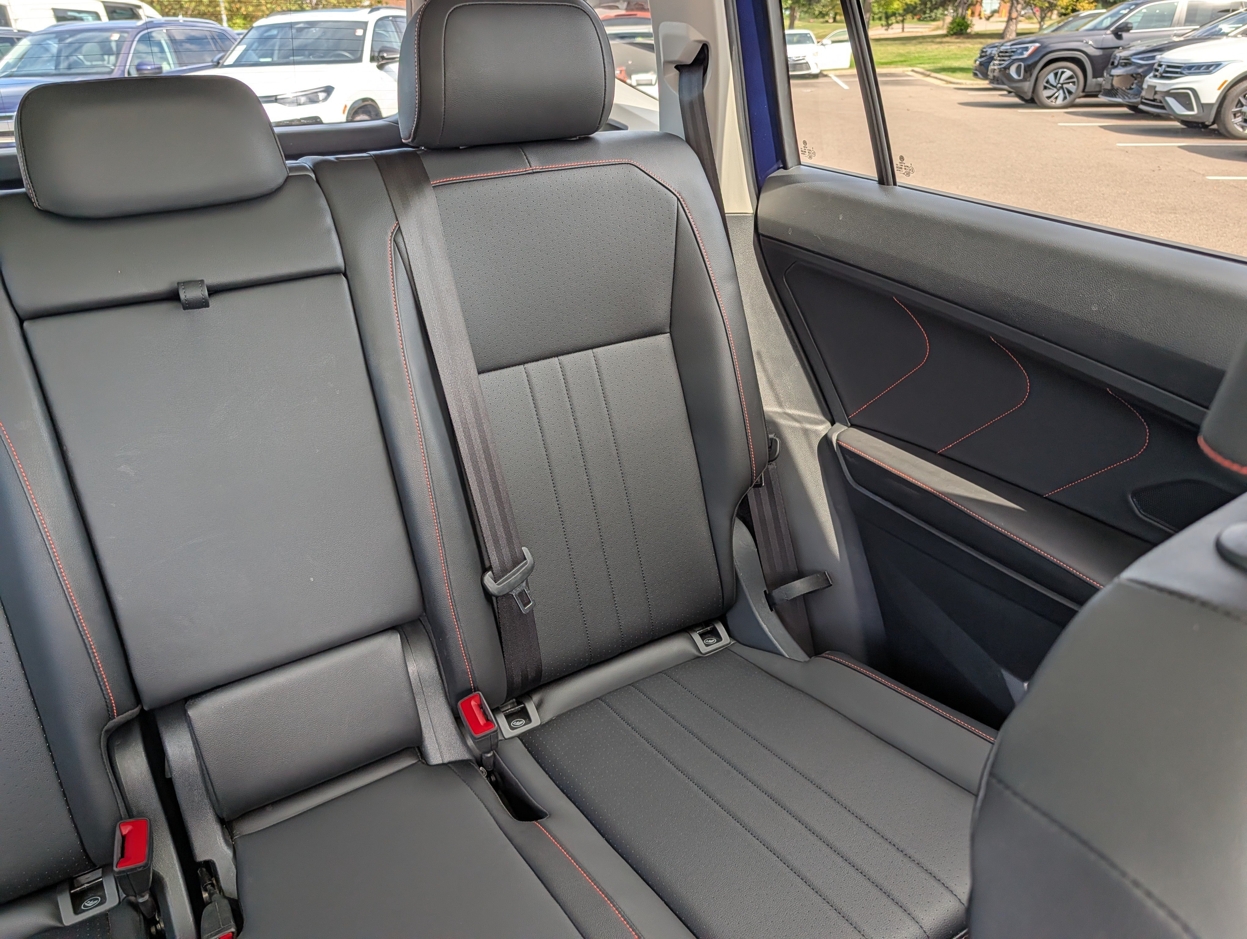 Certified 2024 Volkswagen Tiguan Wolfsburg Edition w/ Panoramic Sunroof Package AWD/4WD image 13