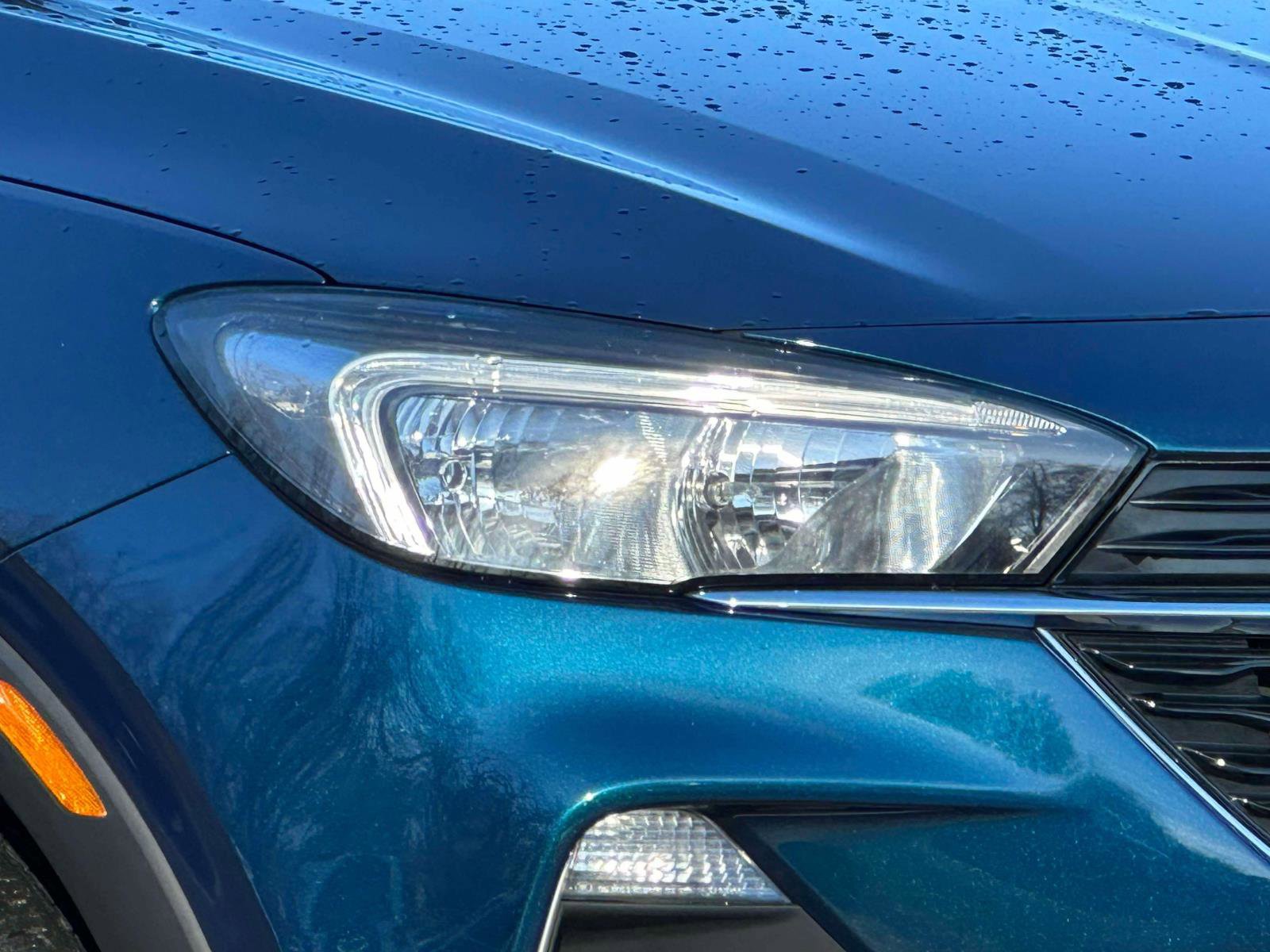 Used 2021 Buick Encore GX Select image 8