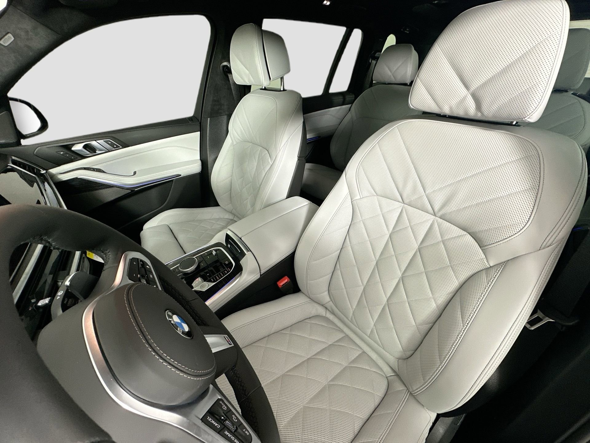 New 2026 BMW X7 xDrive40i w/ M Sport Package image 21