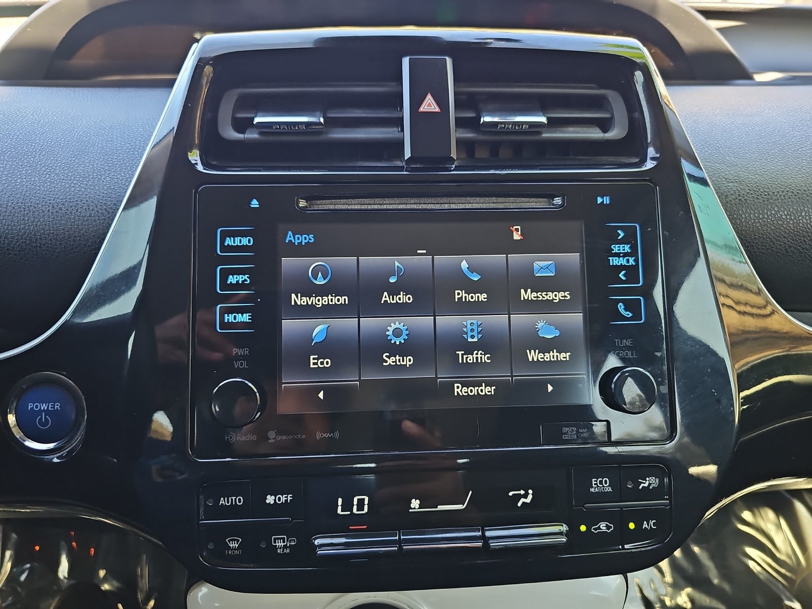 Used 2017 Toyota Prius Three Touring w/ Carpet Mat Package FWD image 22