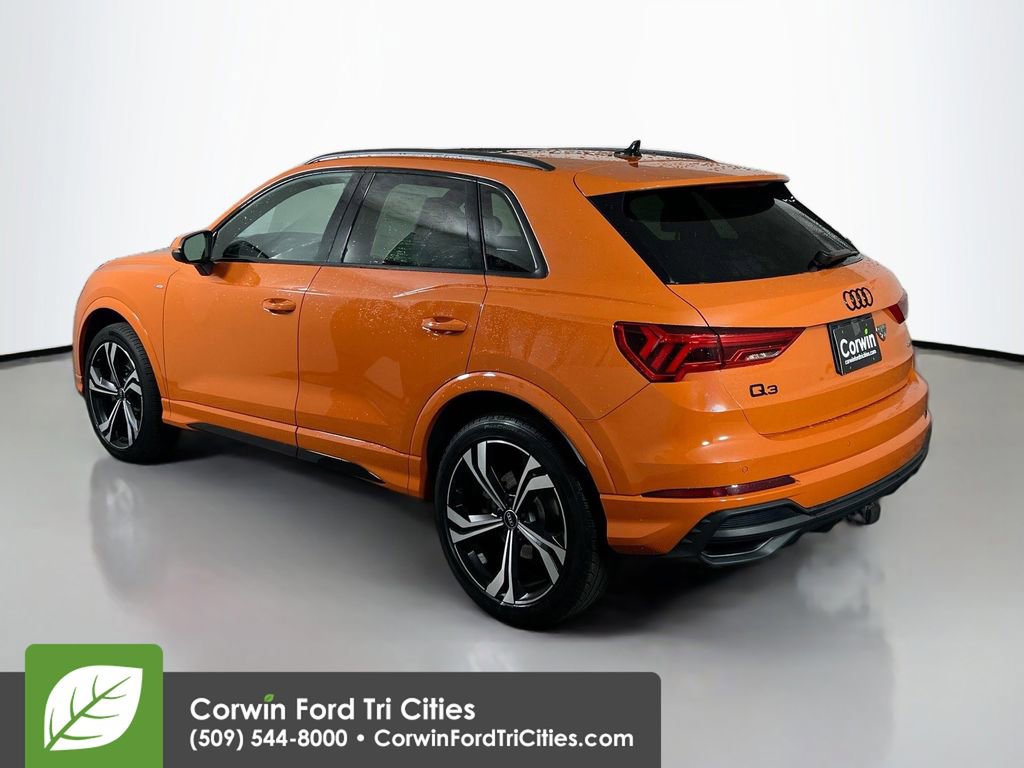 Used 2023 Audi Q3 2.0T Premium Plus w/ Premium Plus Package image 11