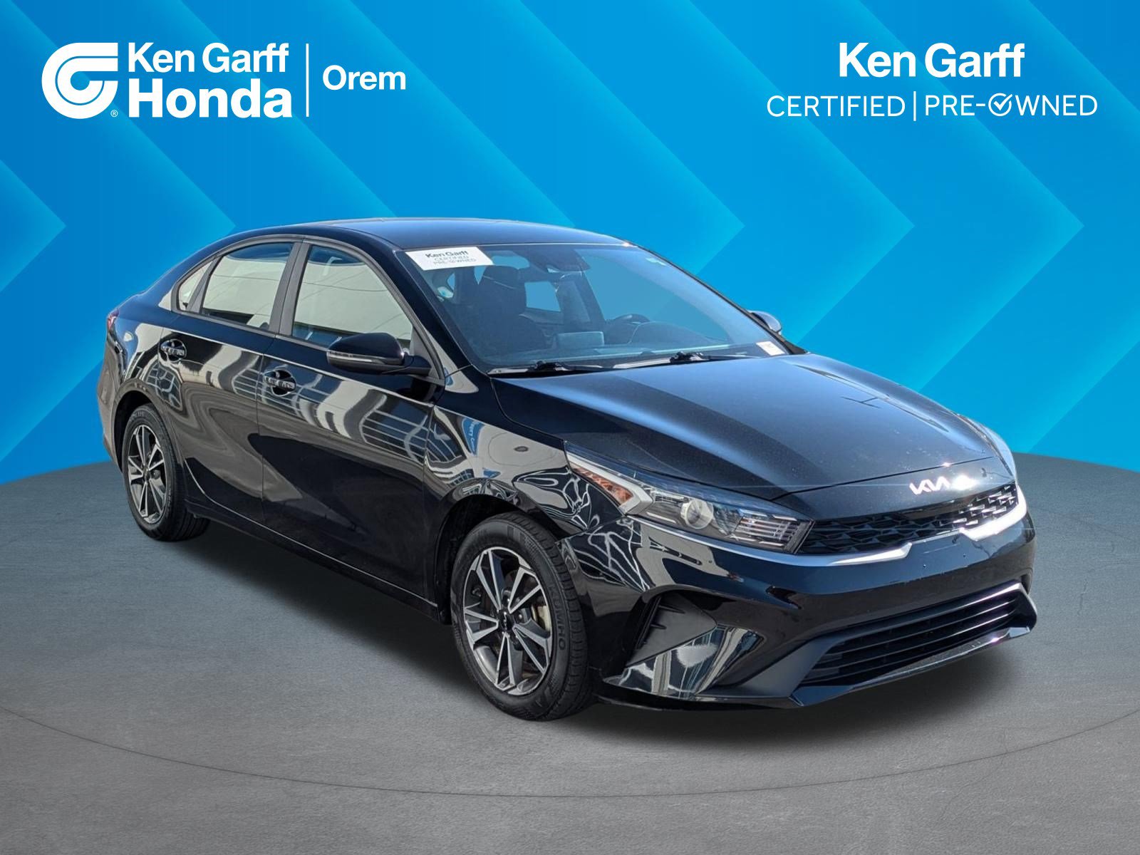 Used 2023 Kia Forte LXS w/ LXS Technology Package FWD image 1