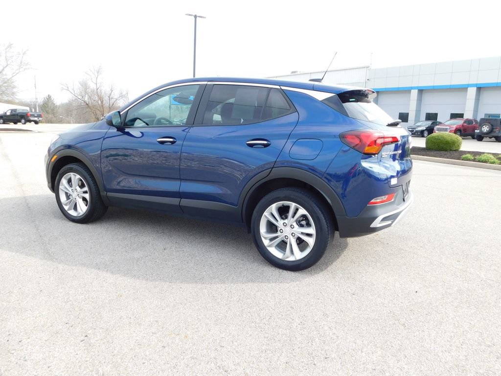 Used 2023 Buick Encore GX Preferred w/ Cold Weather Comfort Package image 5