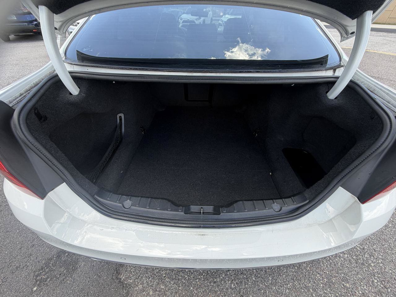 Used 2014 BMW 528i Sedan RWD image 11