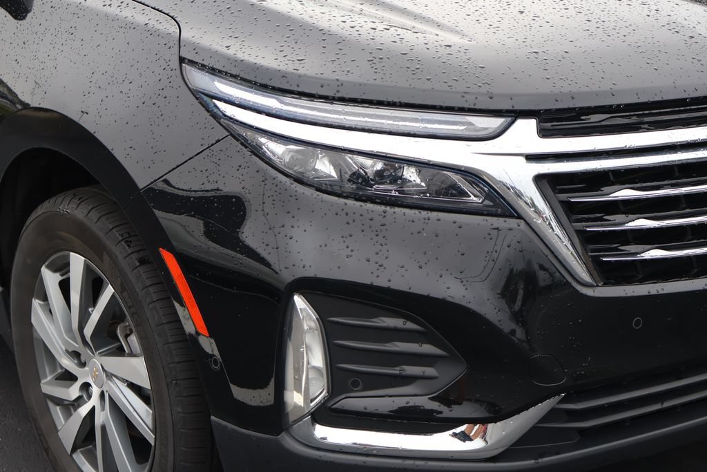Used 2023 Chevrolet Equinox Premier AWD/4WD image 4