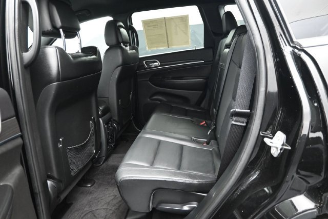 Used 2018 Jeep Grand Cherokee Limited RWD image 9