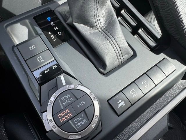 Certified 2024 Toyota Tacoma TRD Off-Road w/ TRD Off Road Premium Package AWD/4WD image 18