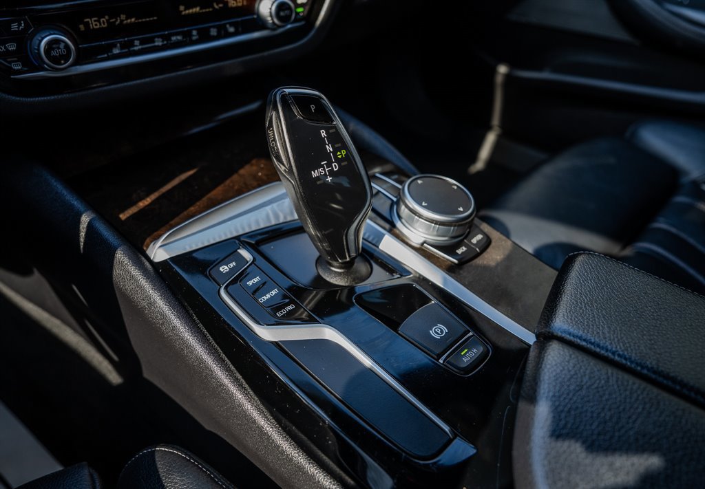 Used 2017 BMW 540i image 22