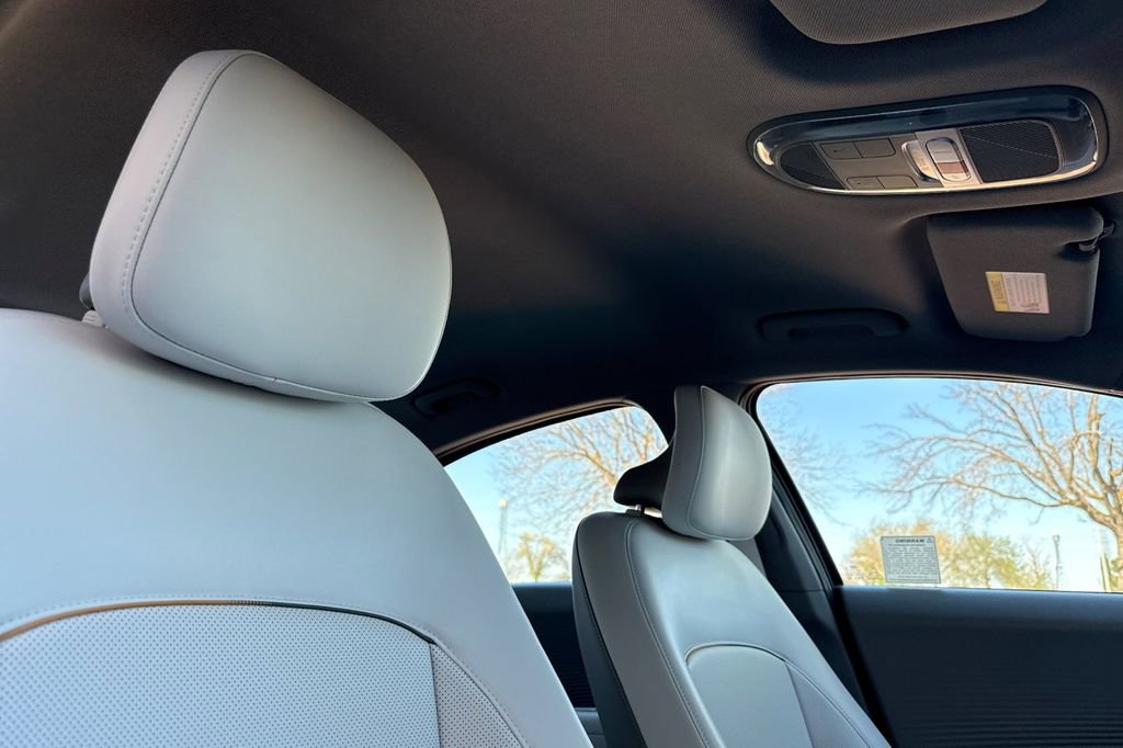 Used 2023 Hyundai Ioniq 6 SEL image 14