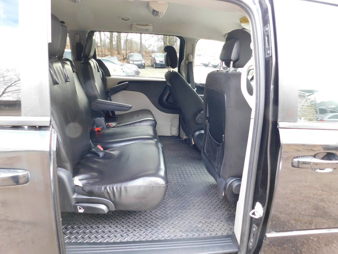 Used 2016 Dodge Grand Caravan SE w/ Quick Order Package 29E SE image 22