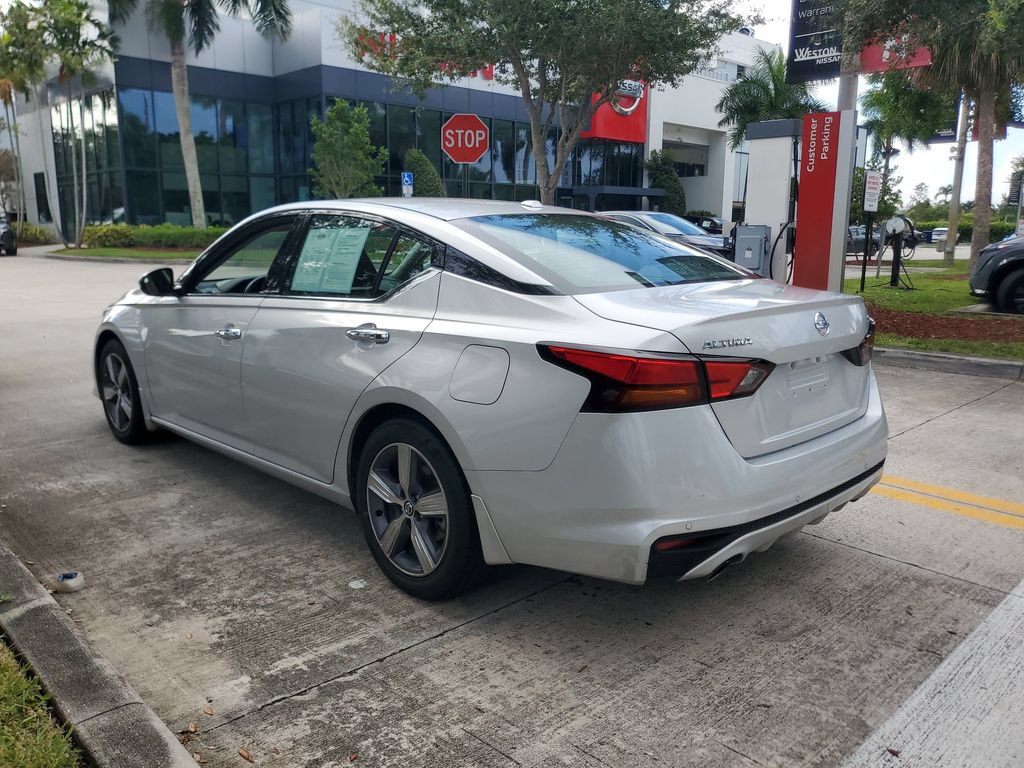 Used 2019 Nissan Altima 2.5 SL FWD image 4