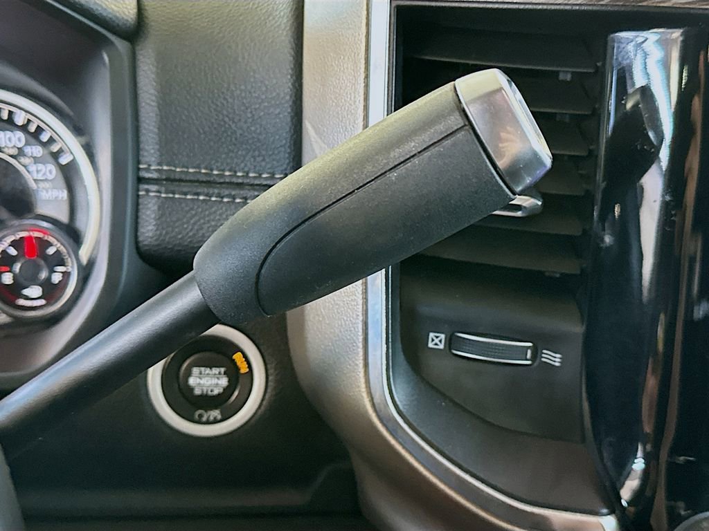 Used 2019 RAM 3500 Laramie AWD/4WD image 16