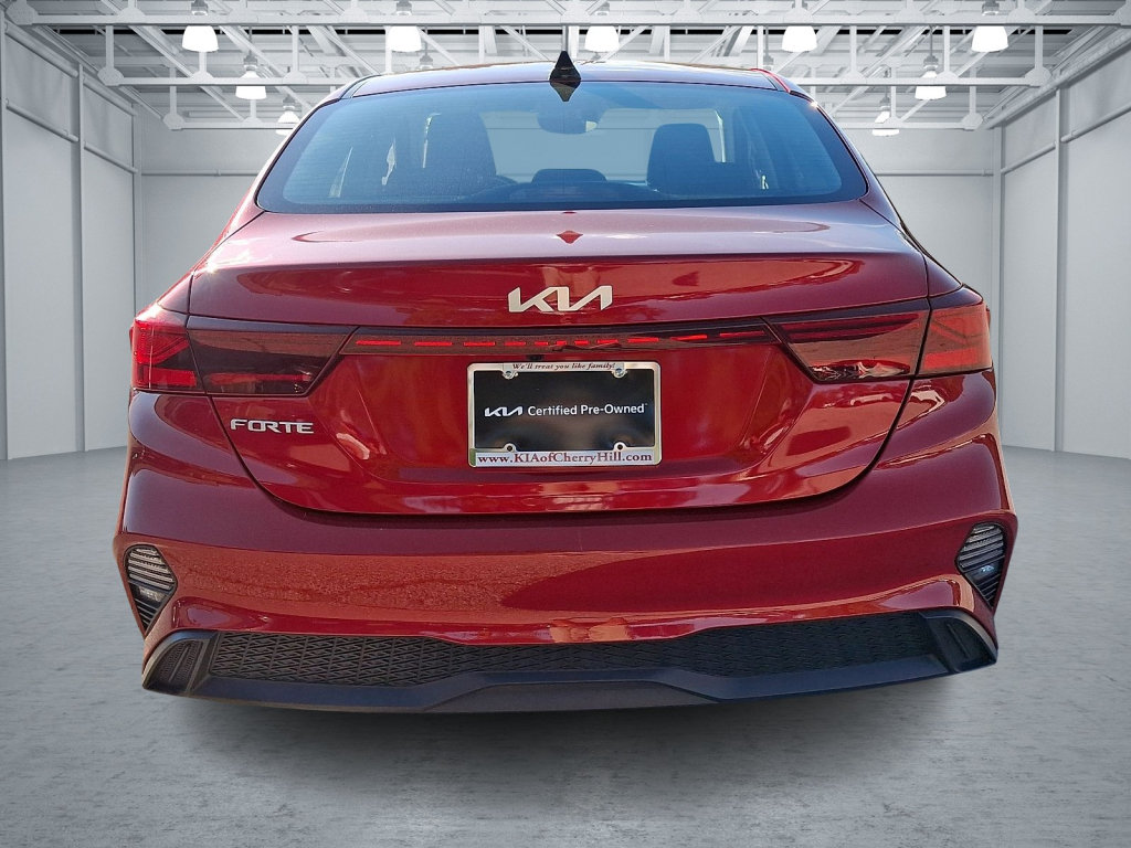 Used 2024 Kia Forte LXS FWD image 4