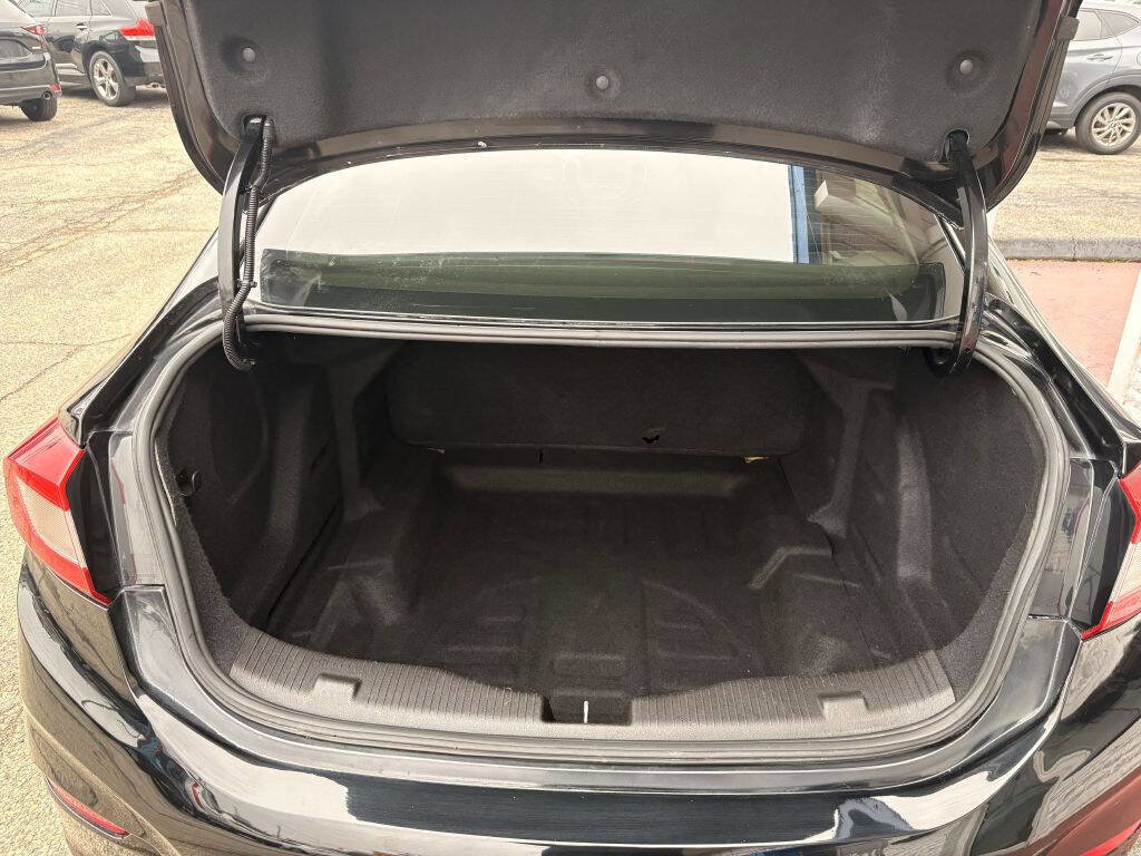 Used 2018 Chevrolet Cruze LS image 15