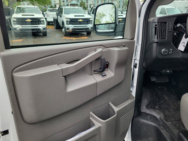 New 2025 Chevrolet Express 3500 w/ Power Convenience Package RWD image 14