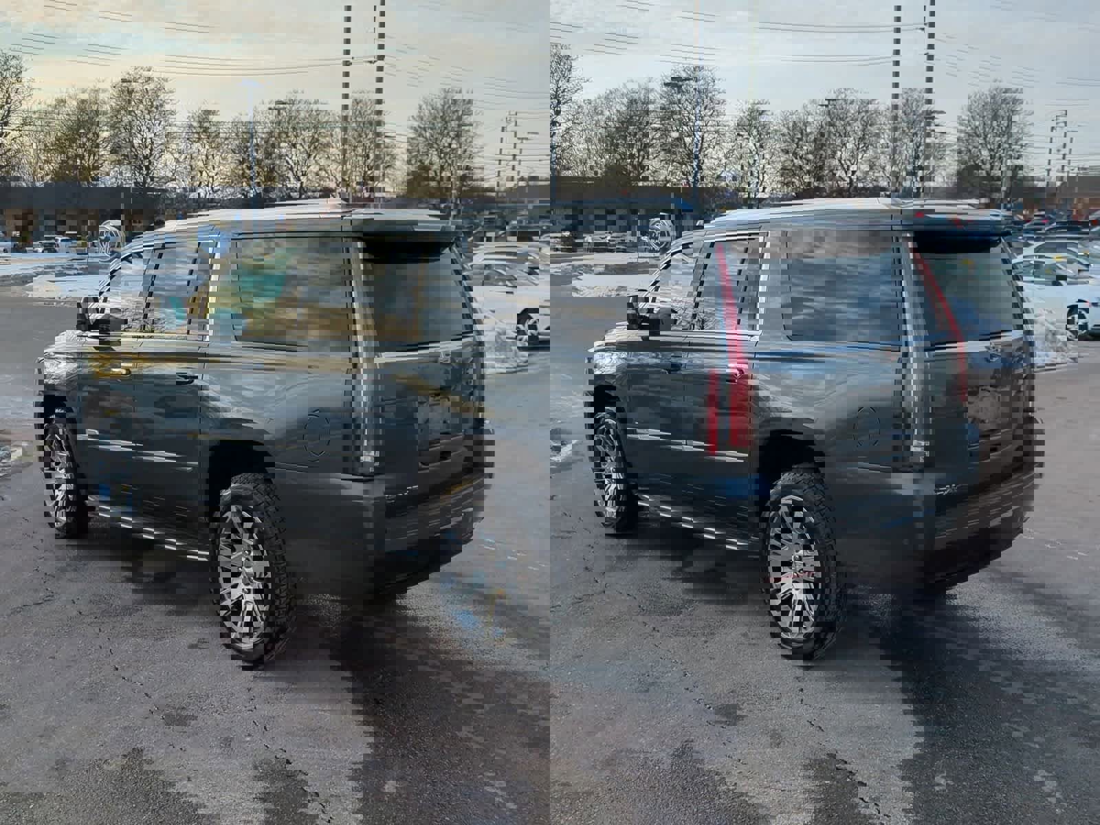 Used 2019 Cadillac Escalade ESV Luxury image 6