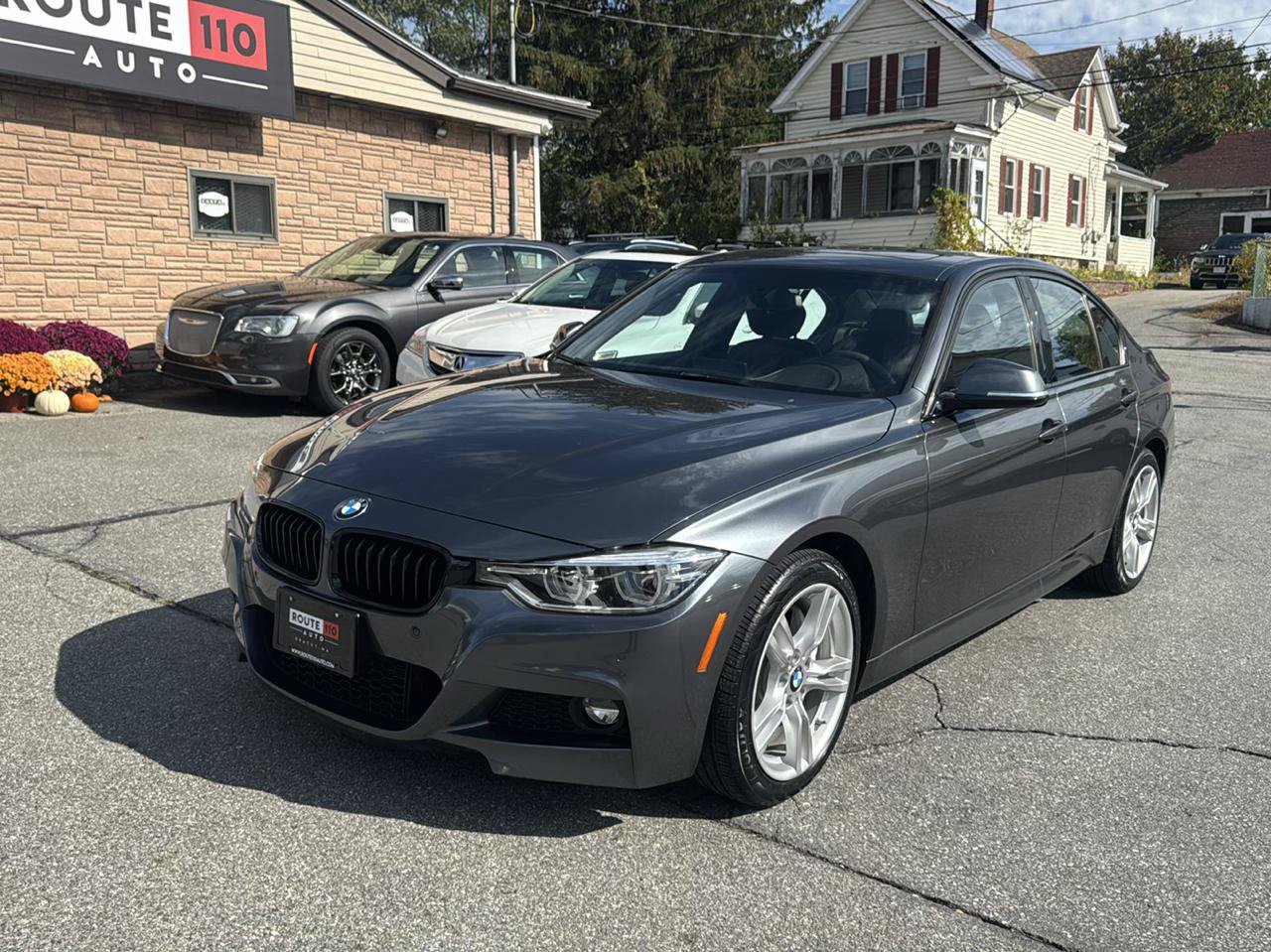 Used 2017 BMW 340i xDrive Sedan AWD/4WD image 2