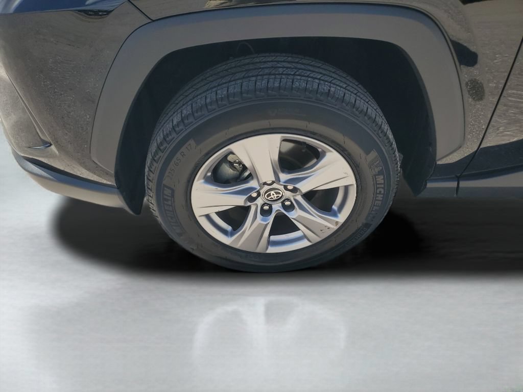 Certified 2025 Toyota RAV4 XLE w/ Convenience Package AWD/4WD image 25