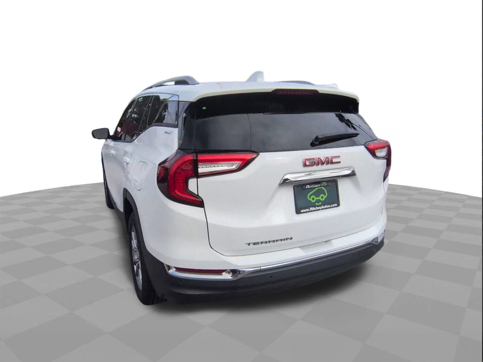 Certified 2022 GMC Terrain SLT w/ Tech Package image 7