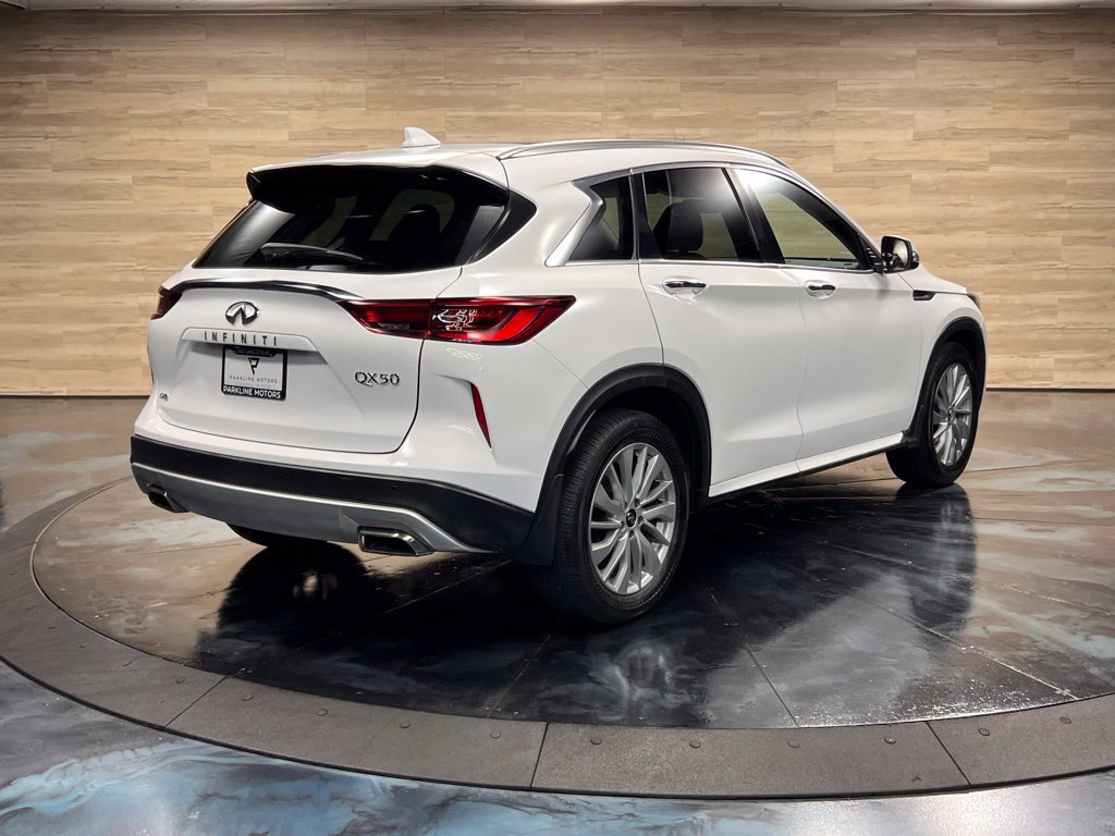 Used 2024 INFINITI QX50 Luxe AWD/4WD image 16