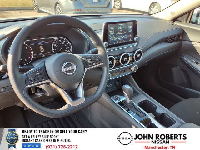 Certified 2025 Nissan Sentra SV image 5