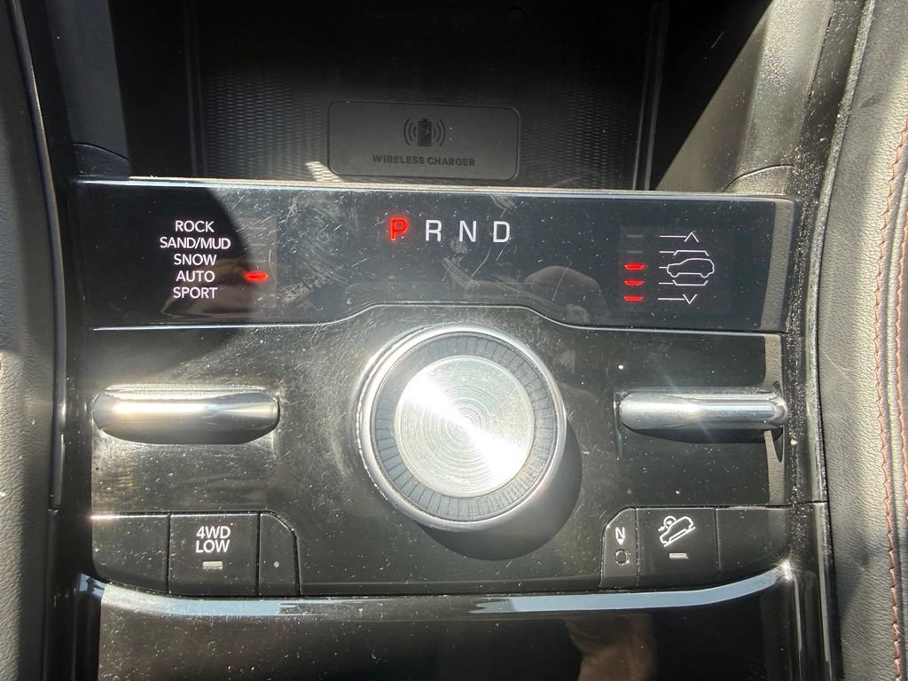 Used 2023 Jeep Grand Cherokee Summit AWD/4WD image 25