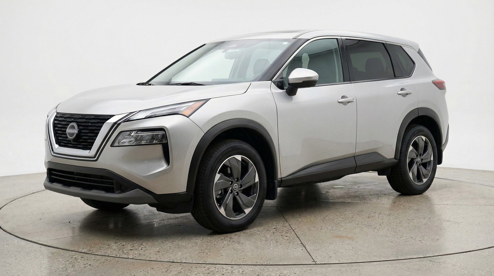 Used 2025 Nissan Rogue SV image 3