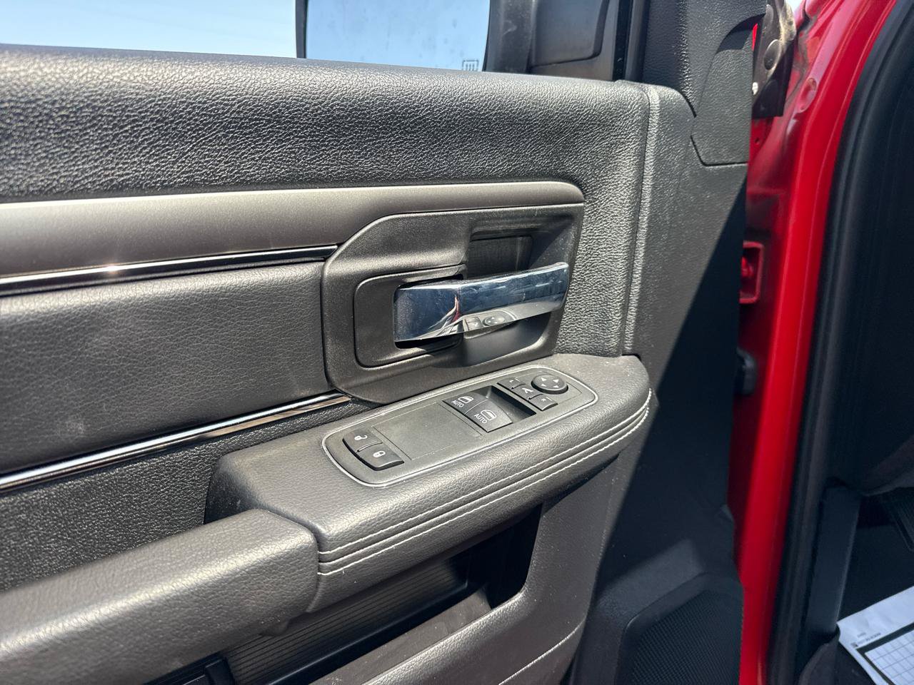 Used 2014 RAM 1500 Sport w/ Remote Start & Security Group AWD/4WD image 14