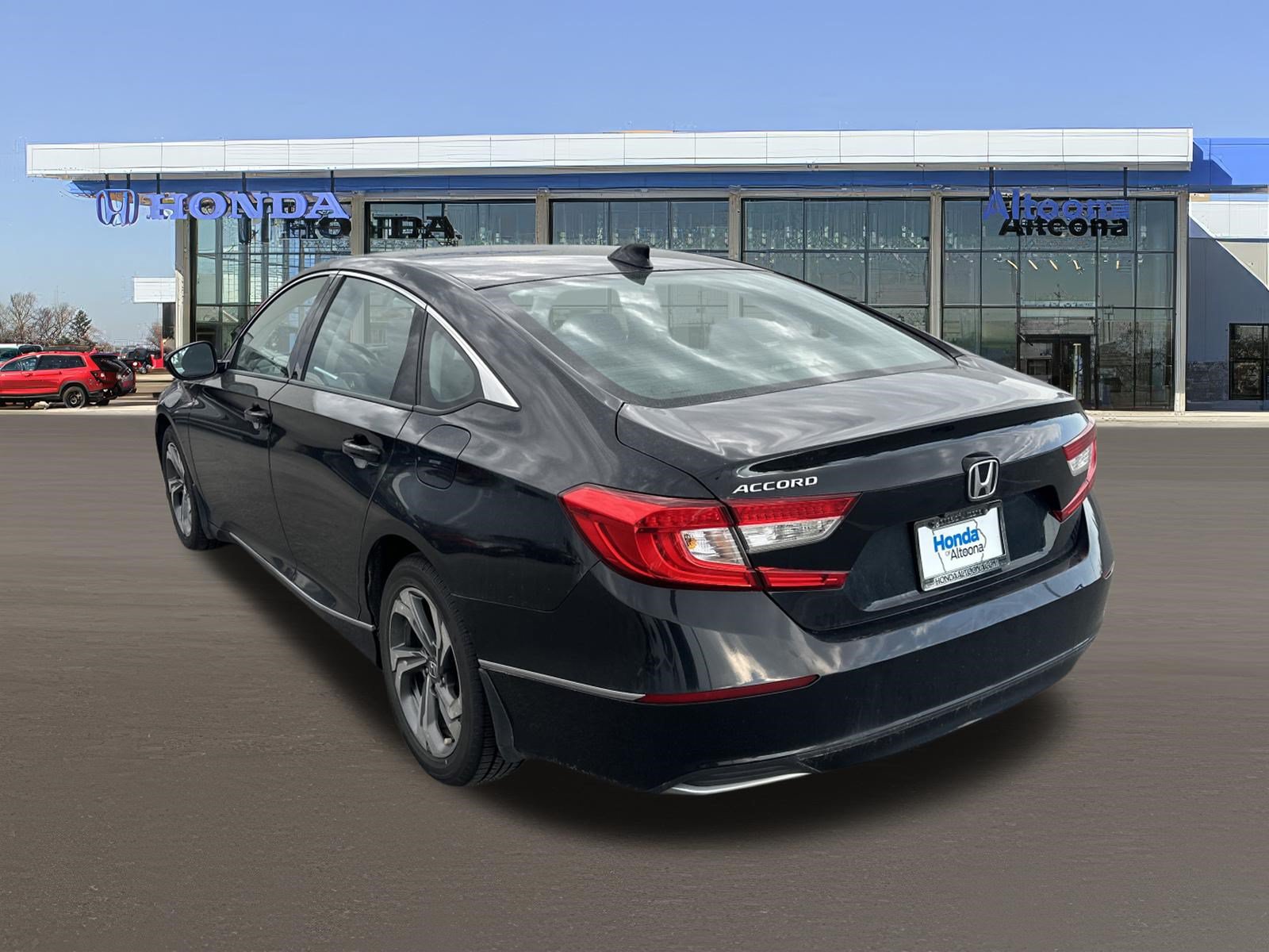 Used 2018 Honda Accord EX image 3