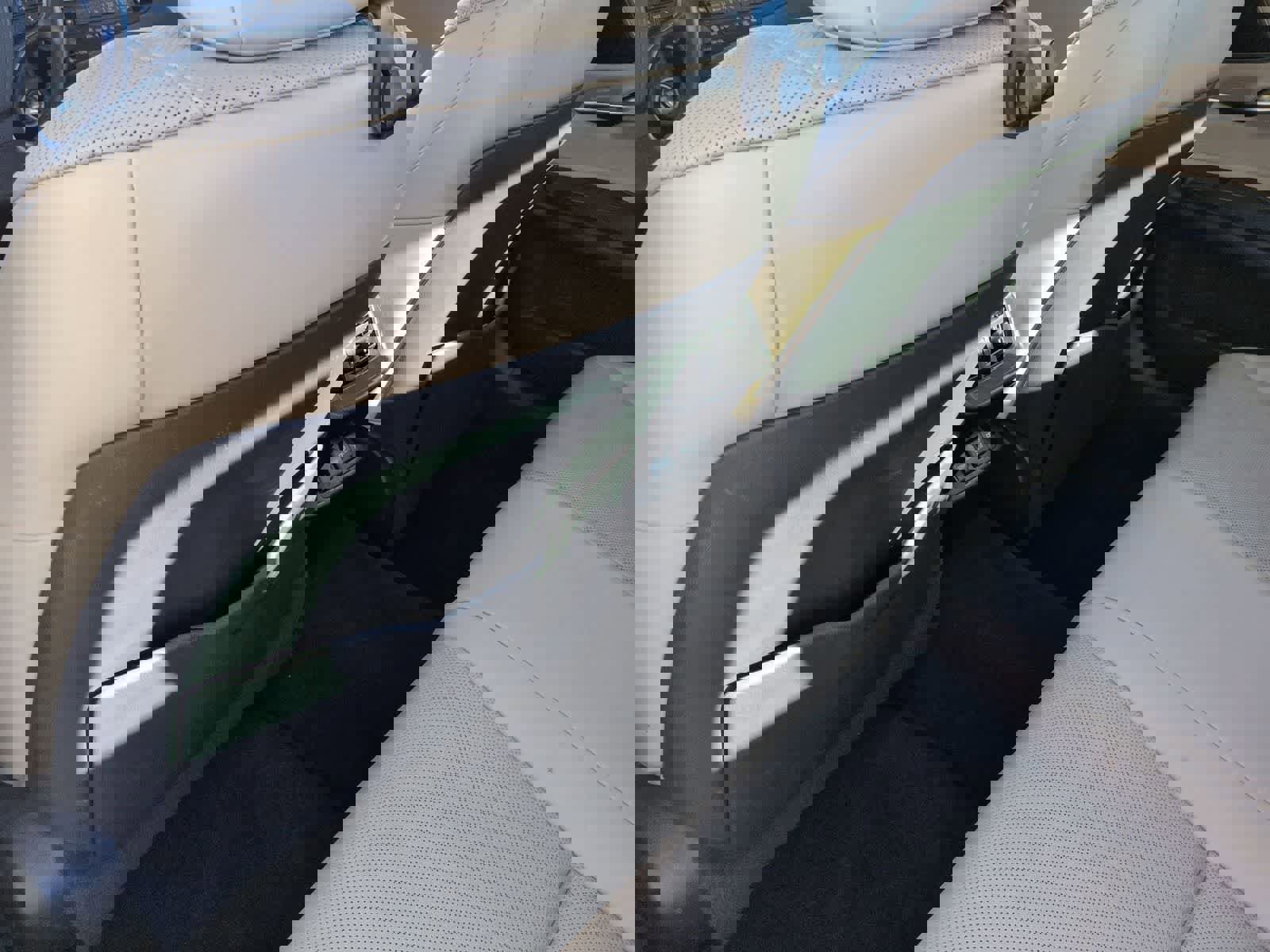 Used 2019 Lexus ES 350 image 16