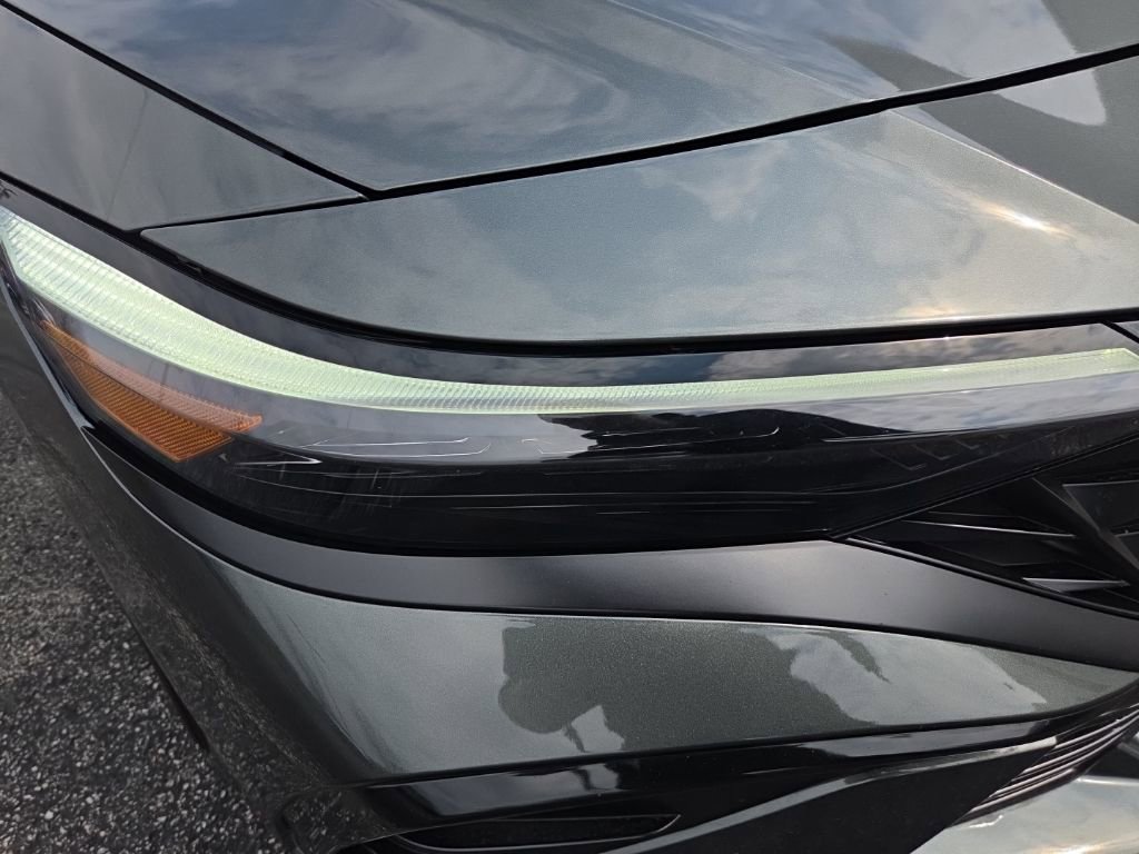 Certified 2024 Hyundai Elantra SEL w/ Convenience Package FWD image 15