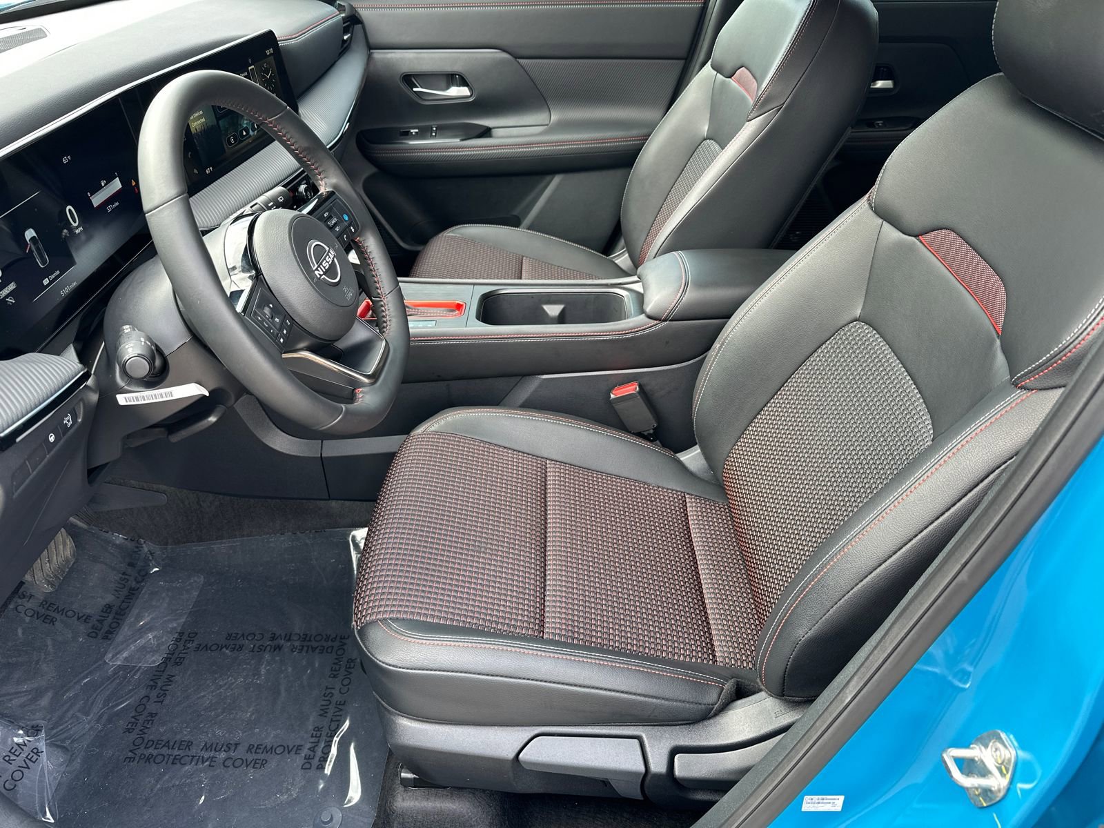 Used 2025 Nissan Kicks SR FWD image 7