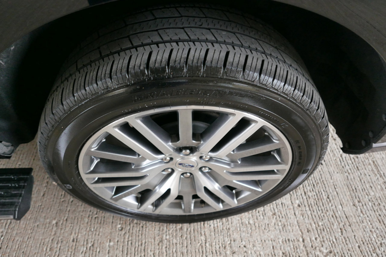 Used 2024 Ford Expedition Max Limited image 32