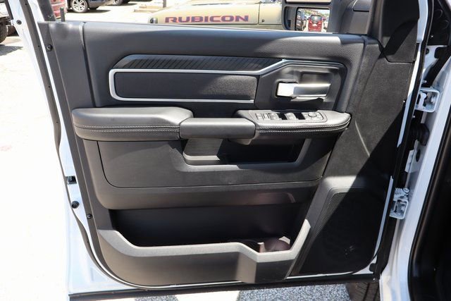 New 2025 RAM 2500 Big Horn AWD/4WD image 11