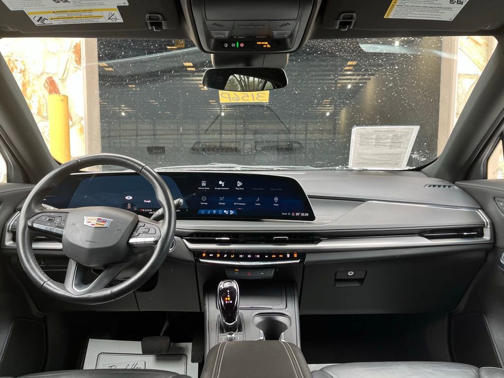Used 2024 Cadillac XT4 Premium Luxury AWD/4WD image 19