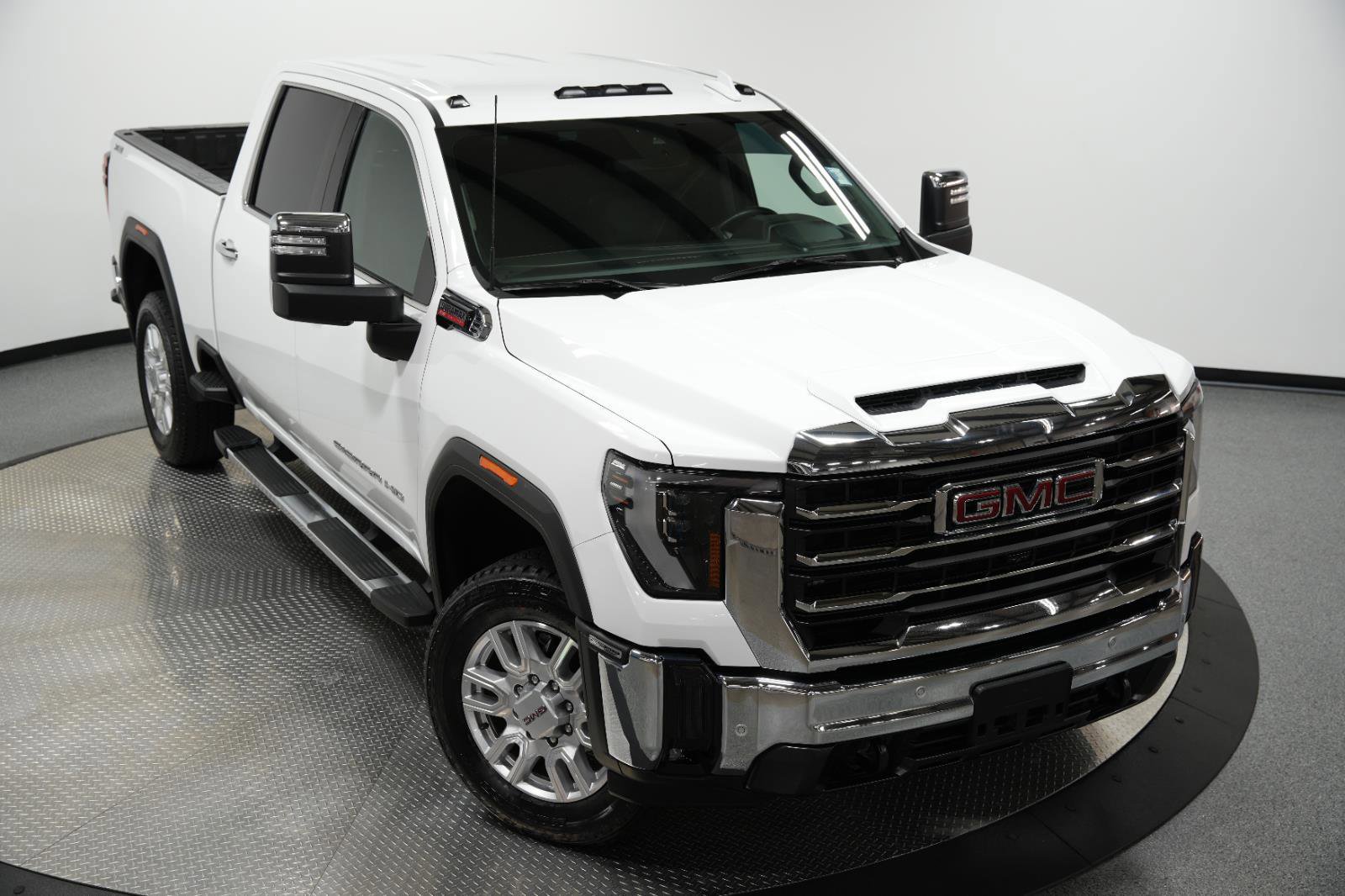 Used 2024 GMC Sierra 2500 SLT w/ SLT Convenience Package image 42