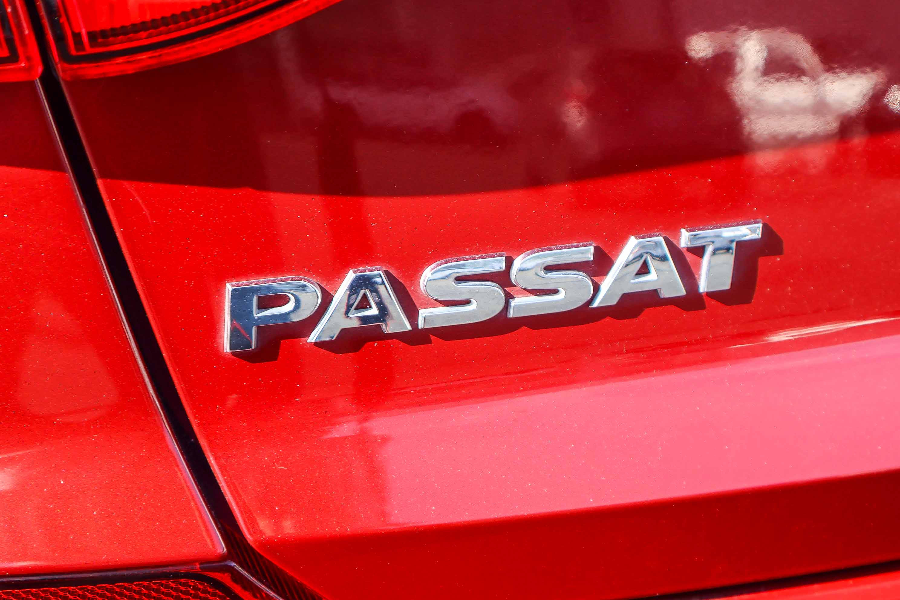 Used 2016 Volkswagen Passat 1.8T S image 24