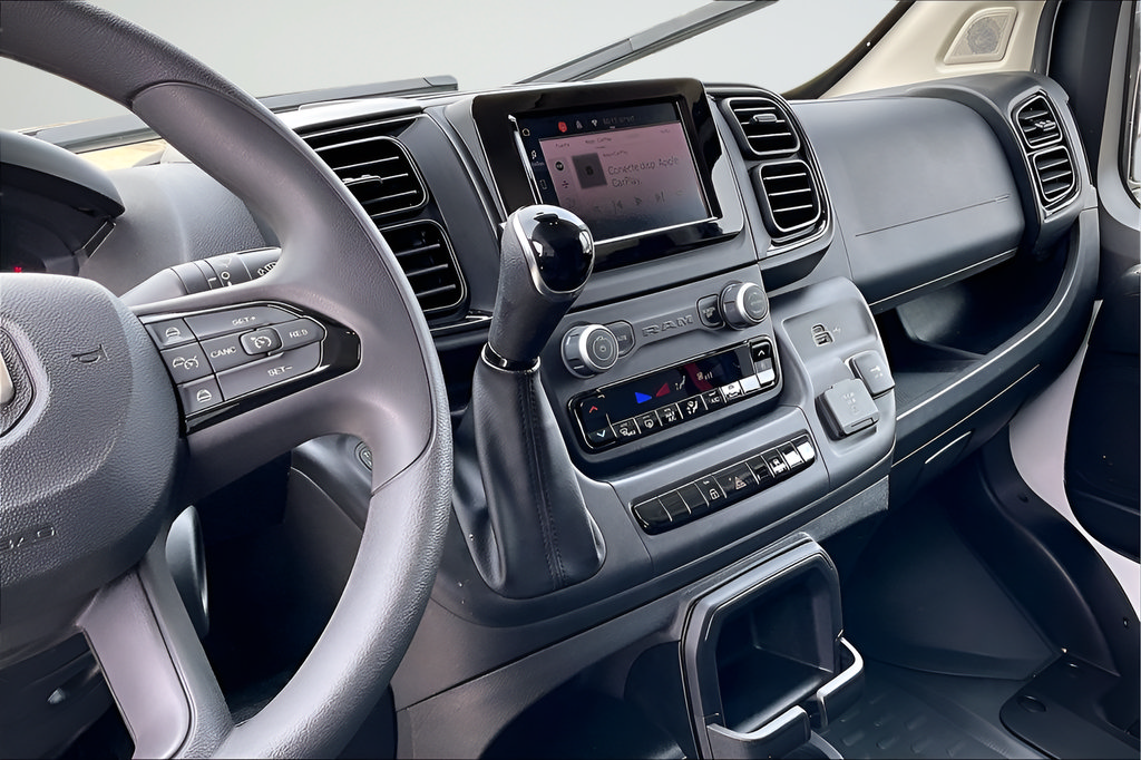 New 2024 RAM ProMaster 2500 w/ Convenience Group FWD image 6