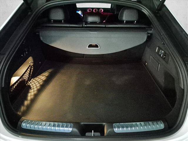Used 2025 Mercedes-Benz GLC 300 4MATIC image 6