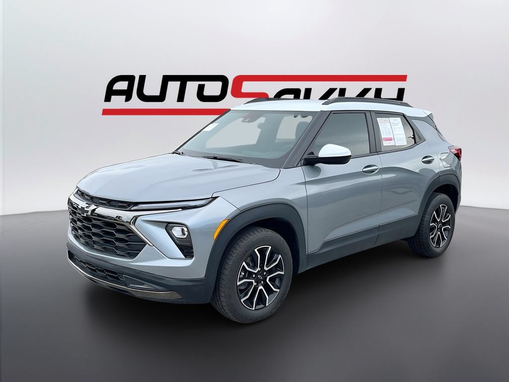 Used 2024 Chevrolet TrailBlazer ACTIV w/ Driver Confidence Package AWD/4WD image 3