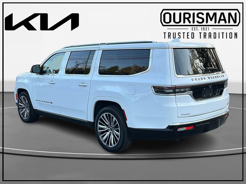 Used 2023 Jeep Grand Wagoneer L Series III w/ Rear Seat Video Group 1 AWD/4WD image 3