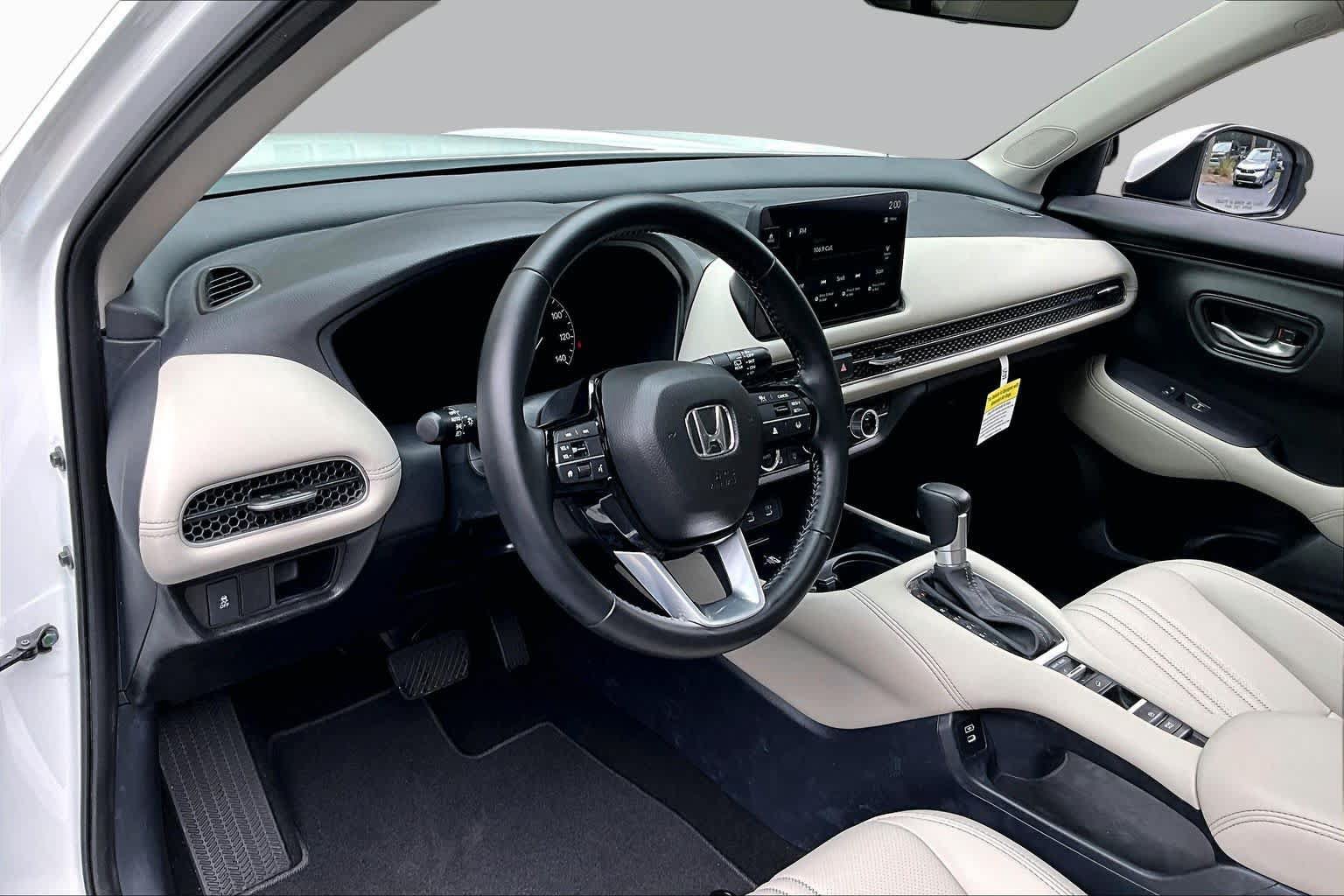 Used 2026 Honda HR-V EX-L image 18