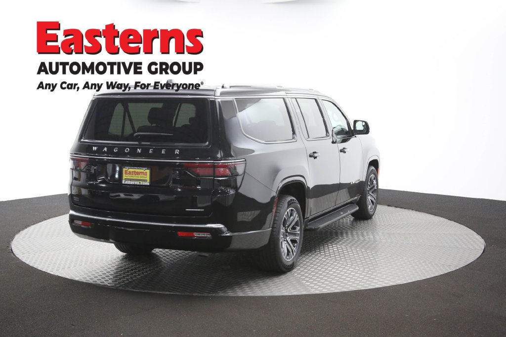 Used 2024 Jeep Wagoneer L Series II RWD image 48
