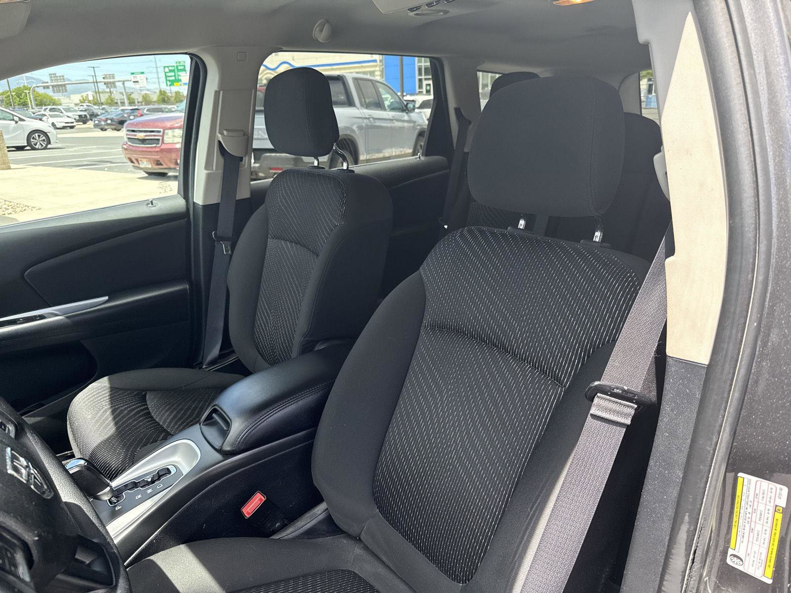 Used 2016 Dodge Journey SE w/ Flexible Seating Group FWD image 12